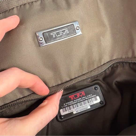 Tumi Voyageur Super Leger International Carry On Rolling Suitcase Bag Green - Picture 9 of 13